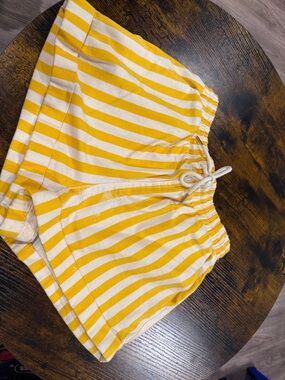 Forever 21 Yellow and White Smocked Waistband Top